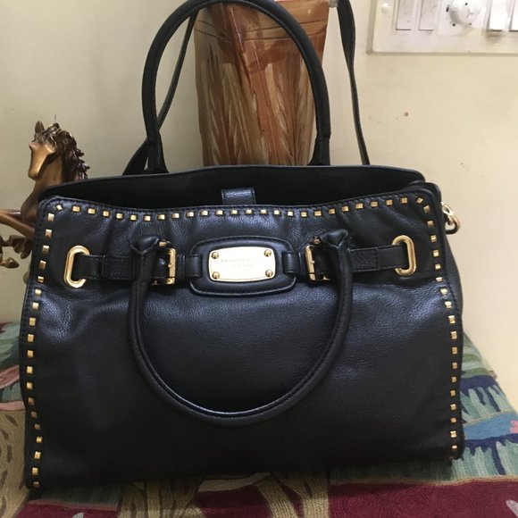 Michael Kors Handbags - Authentic Michael Kors Whipstitch Hamilton East West Tote